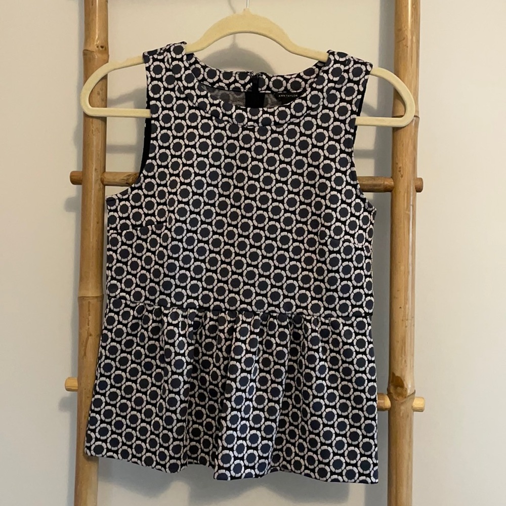 Ann Taylor navy peplum blouse (XS)